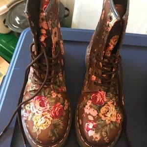 Dr. Marten Boots
